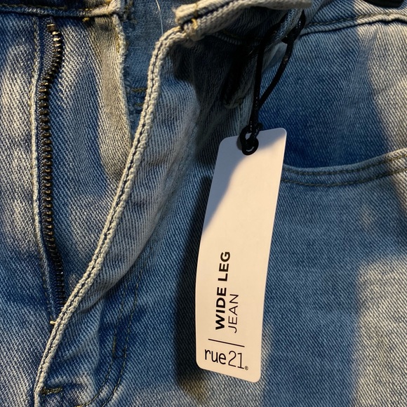 Rue 21. Wide leg jeans. NWT - Picture 2 of 4